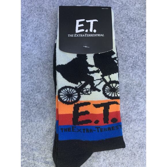 NWT E.T. The Extra-Terrestrial Men's Crew Socks, Size 6-12, Two Pairs, Classic - Picture 2 of 6